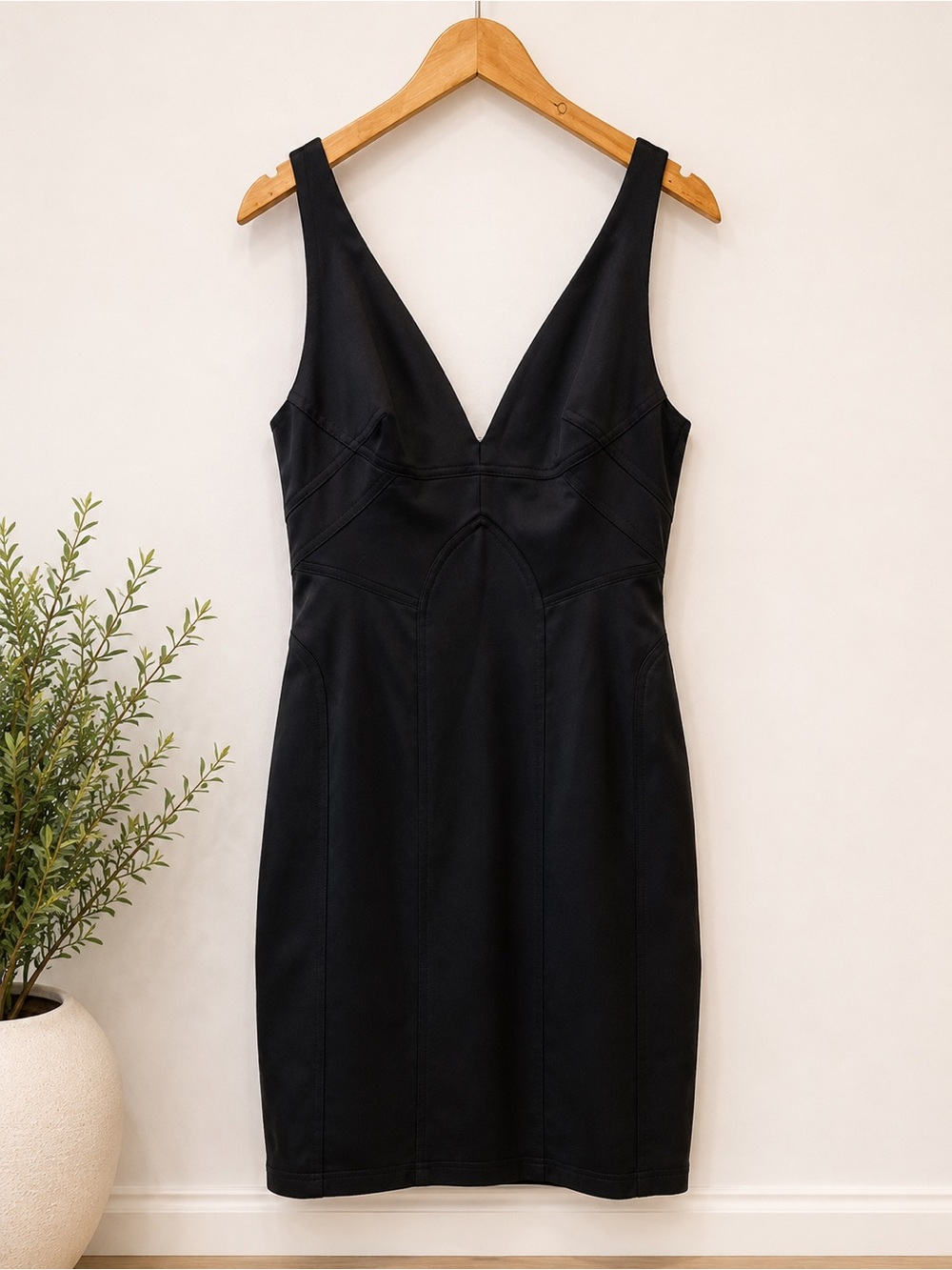 David Meister Black Sculpted Cocktail Dress Size 8